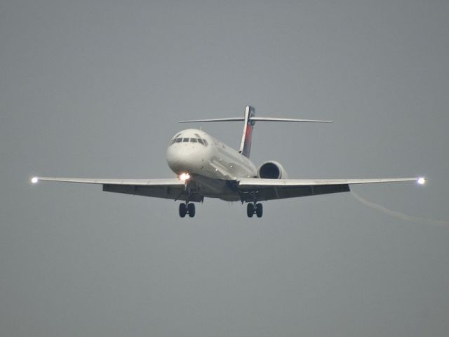 Boeing 717-200 (N930AT)