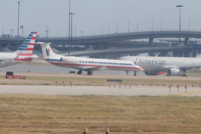 Embraer ERJ-145 (N817AE)