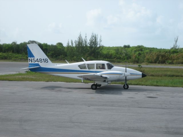 Piper Aztec (N54818) - MC on the ramp @ North Eleuthera