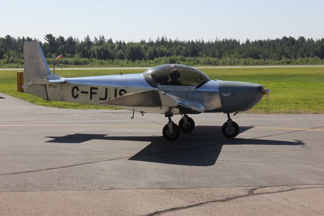 Cessna Skyhawk (C-FJJS) - C-FJJS Zenith Zodiac 601H Zenair RVA Aéroport de Trois-Rivières QC. CYRQ 13-07-2019