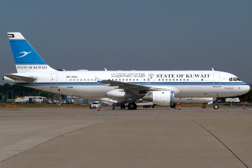 Airbus A320 (9K-AKD)