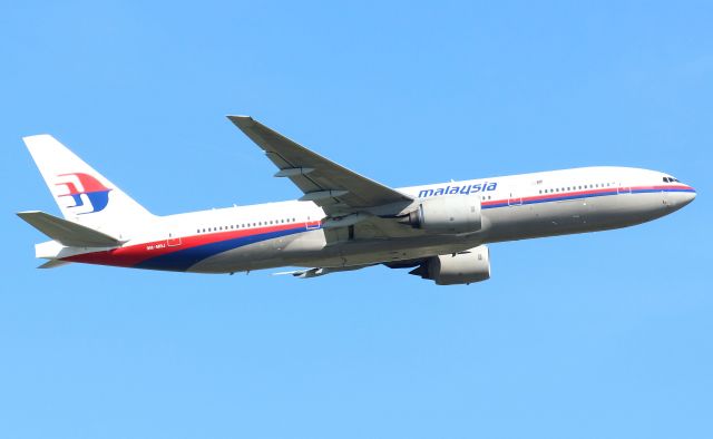 Airbus A330-300 (9M-MRJ)