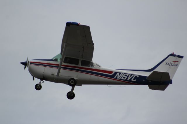 Cessna Skyhawk (N16VC)