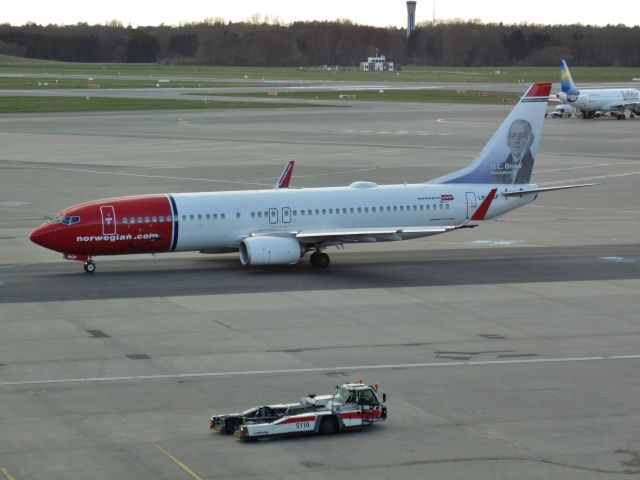 Boeing 737-800 (LN-NGF)