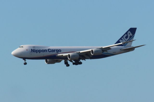 BOEING 747-8 (JA17KZ) - Runway: 28C. Operating as NCA192/KZ192 Heavy "Nippon Cargo" on 05/26/2018.