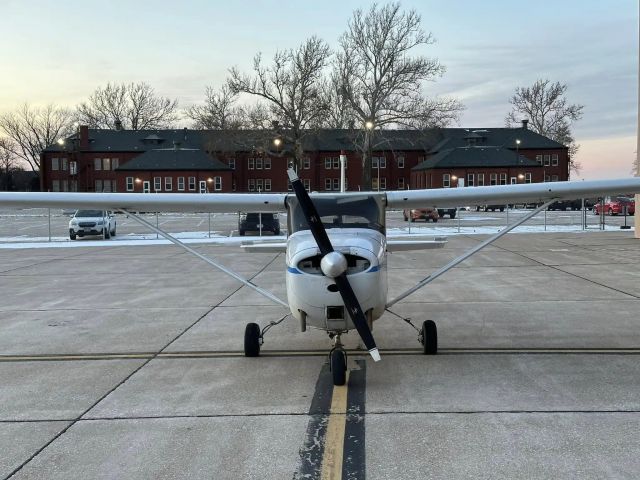 Cessna Skyhawk (N5204F) - Parked in front of the Aero club hangar.  Bldg. 40 in the background.