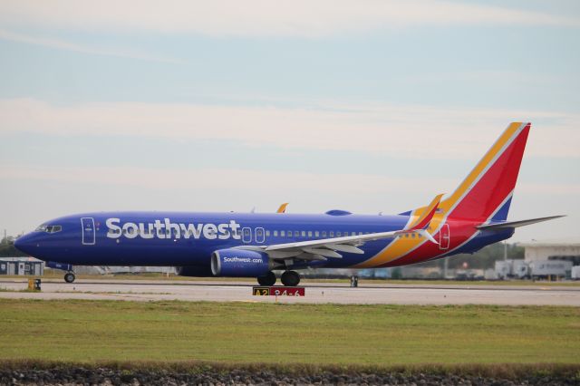 Boeing 737-800 (N8511K) - Southwest Flight 2754 departs Runway 6 at Southwest Florida International Airport enroute to Indianapolis International Airport