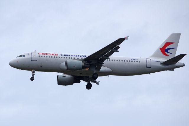 Airbus A320 (B-6805)