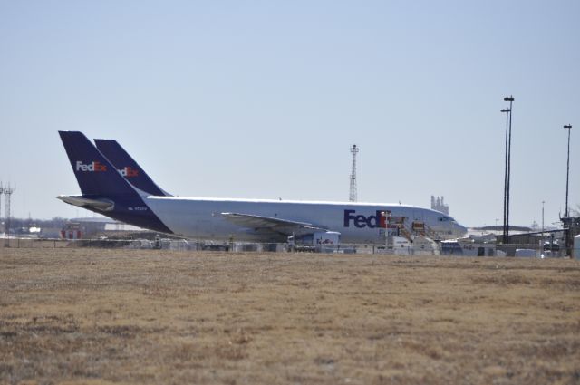 Airbus A300F4-600 (N730FD)