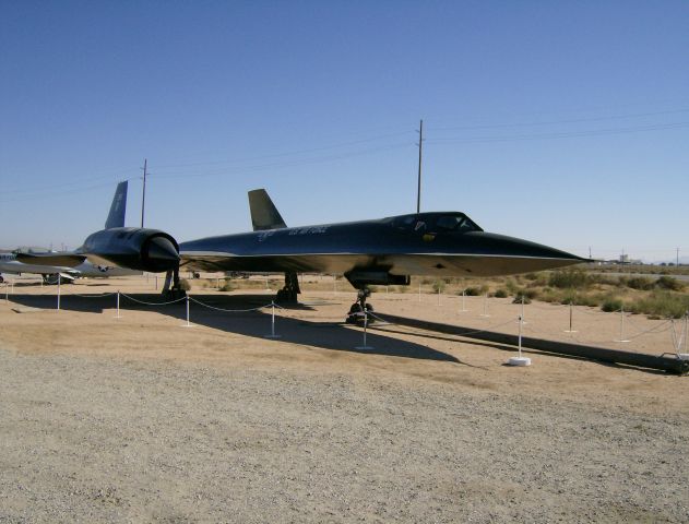 Lockheed Blackbird — - EDWARDS AFB