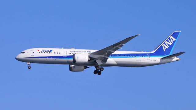 Boeing 787-9 Dreamliner (JA830A)