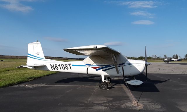 Cessna Commuter (N6108T)