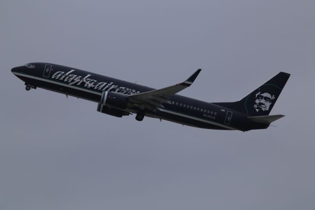 Boeing 737-800 (N548AS)