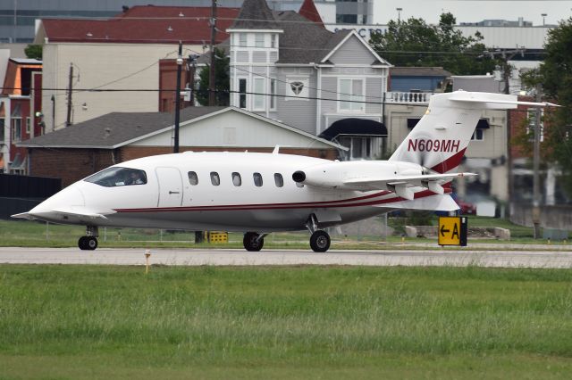 Piaggio P.180 Avanti (N609MH)