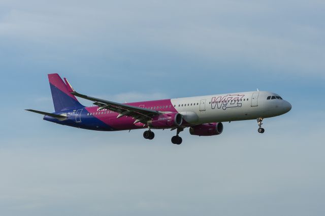 Airbus A321 (HA-LXO) - SPOTTING WAW/EPWA