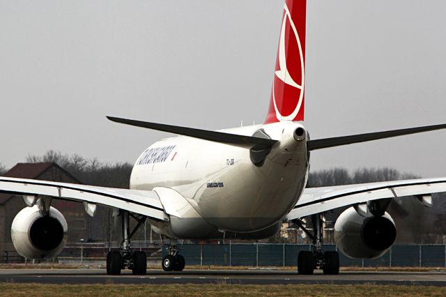 Airbus A330-200 (TC-JDR)