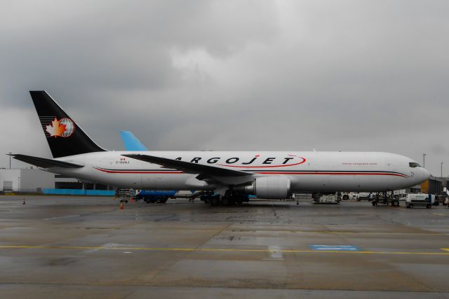 BOEING 767-300 (C-GUAJ)