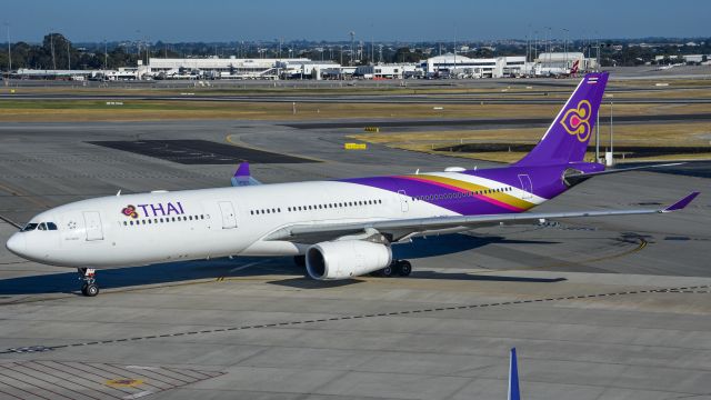 Airbus A330-300 (HS-TEN)