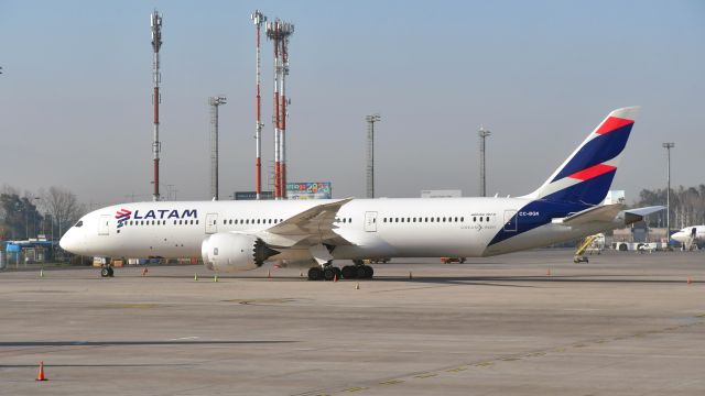 Boeing 787-9 Dreamliner (CC-BGK) - Latam Airlines Chile Boeing 787-9 Dreamliner CC-BGK in Santiago 