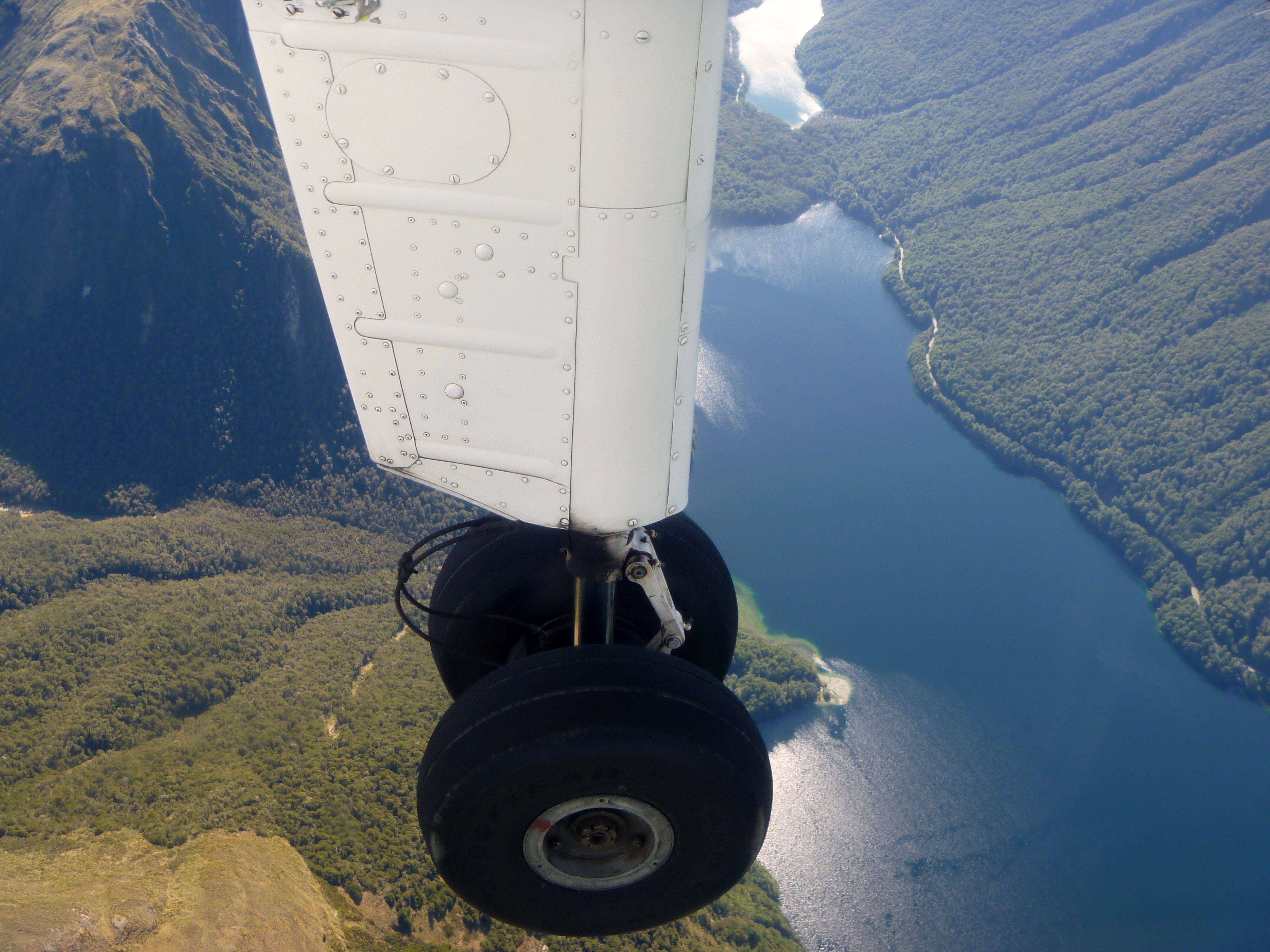 ROMAERO Islander — - Airline: Milford Sound Scenic Flights (unknown/unknown); Camera: Panasonic Lumix DMC-FP1; Date: 2 April 2012