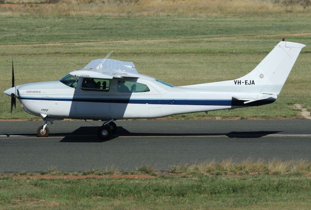 Cessna Centurion (VH-EJA)
