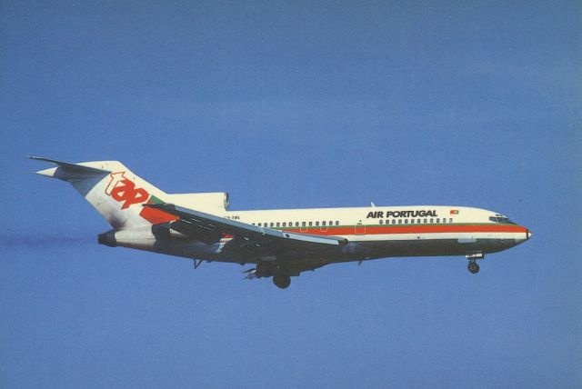 BOEING 727-200 (CS-TBL) - scanned from postcard