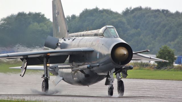— — - Bruntingthorpe Cold War Jets 30 August 2015 XR728 English Electric Lightning