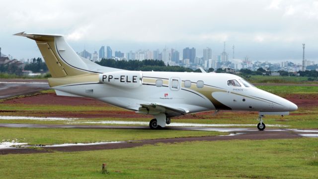 Embraer Phenom 100 (F-PELE)