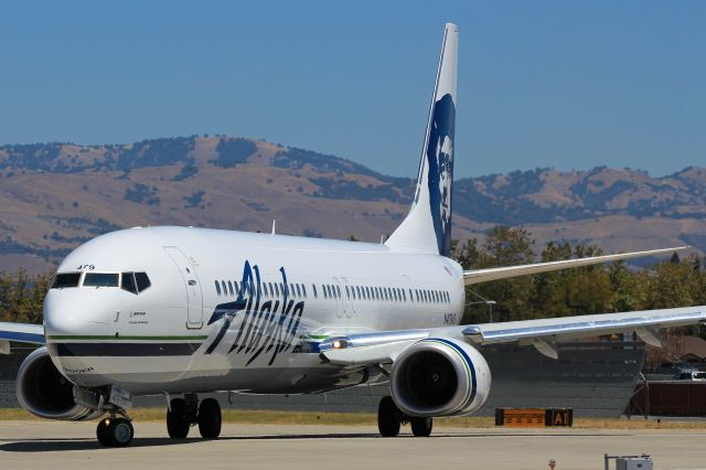 Boeing 737-900 (N479AS)