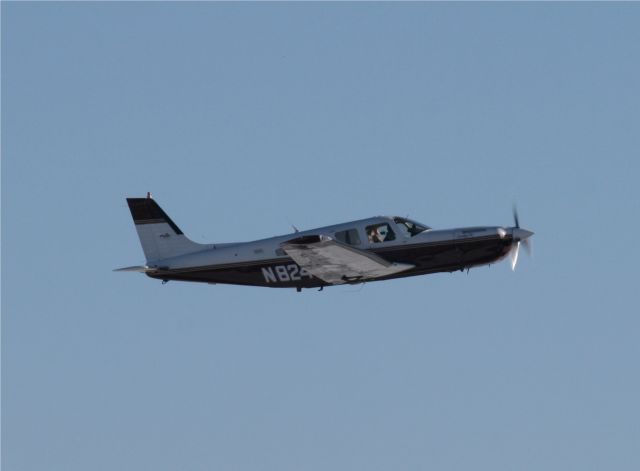 Piper Saratoga (N8241A)