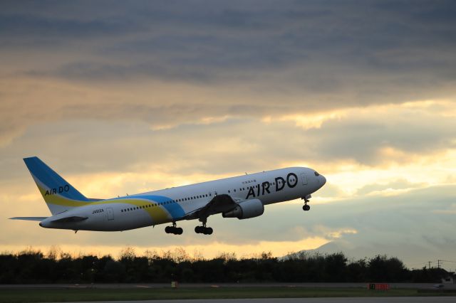 BOEING 767-300 (JA612A) - September 27th 2020:HKD-HND.