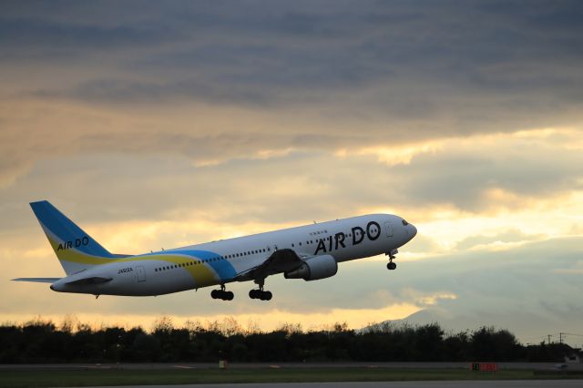 BOEING 767-300 (JA612A) - September 27th 2020:HKD-HND.