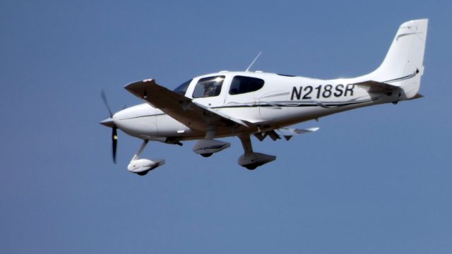 Cirrus SR-22 (N218SR) - On final is this 2006 Cirrus SR-22 in the Winter of 2019.