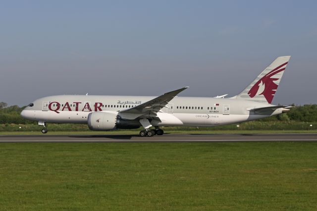 Boeing 787-8 (A7-BCV) - QTR22 rotating at the start of the flight back to Doha.