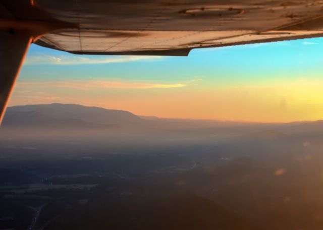 Cessna Commuter (N22648) - Descending into Roanoke, beautiful sunset over the Roanoke Valley!