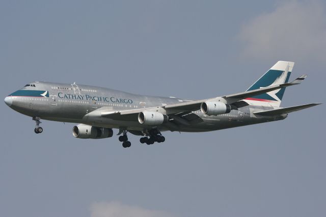 Boeing 747-400 (B-HUS) - Sept. 16, 2007.