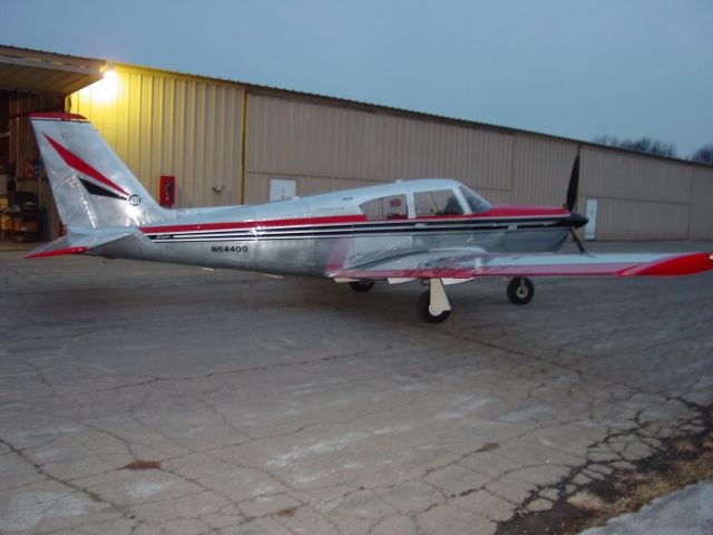 Piper PA-24 Comanche (N64400)