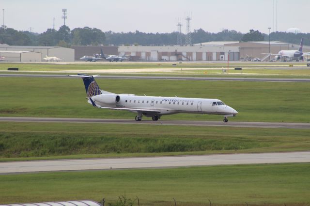 Embraer ERJ-145 (N11181)