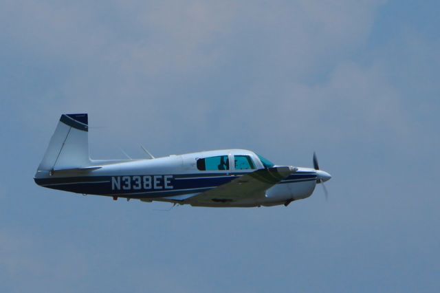 Mooney M-20 (N338EE)