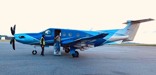 Pilatus PC-12 (N41NE) - Pre-flight