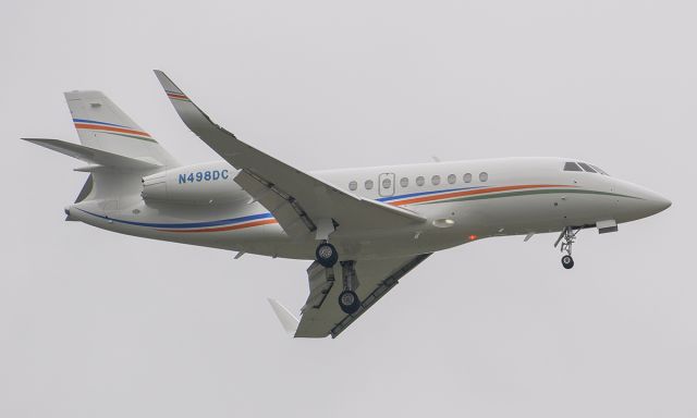 Dassault Falcon 2000 (N498DC) - Runway 02L arrival @KDPA.
