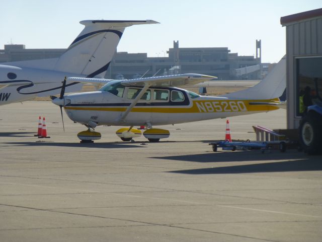 Cessna 206 Stationair (N8526Q)