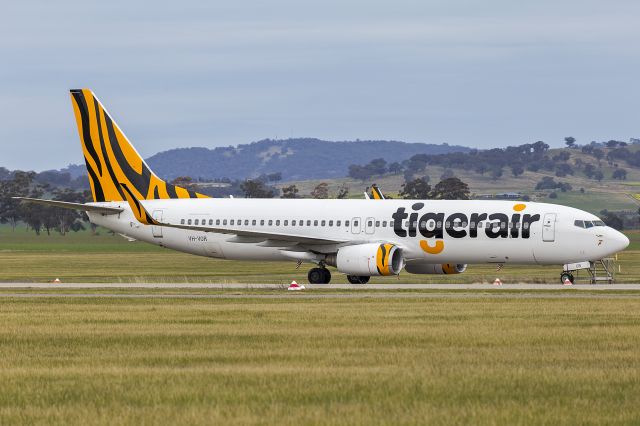 Boeing 737-800 (VH-VOR) - Tigerair Australia (VH-VOR) Boeing 737-8FE(WL) at Wagga Wagga Airport, back wearing Tigerair livery once more after being operated by Virgin Australia in all white for the last year or so.