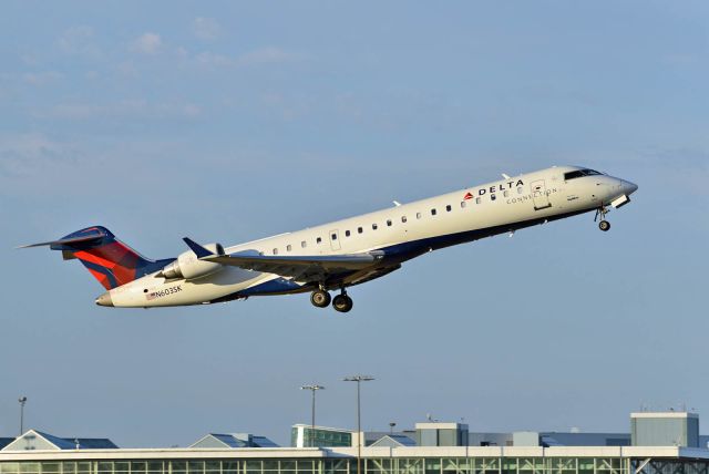 Canadair Regional Jet CRJ-700 (N603SK)