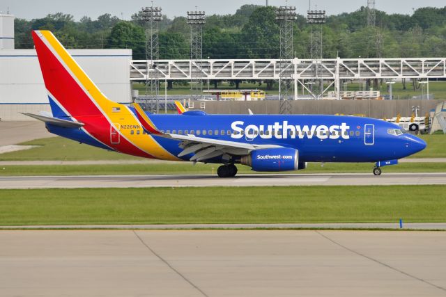 Boeing 737-700 (N226WN) - Rolling out on 5-L 05-23-22