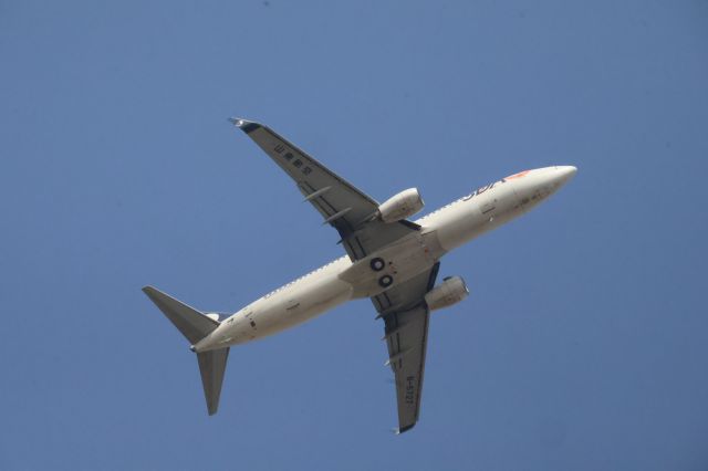Boeing 737-800 (B-5727)