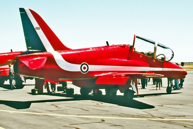 XX292 — - UK - AIR FORCE - BRITISH AEROSPACE HAWK T1W - REG : XX292 (CN 119/312117) - EDINBURGH RAAF BASE ADELAIDE SA. AUSTRALIA - YPED 27/1/1996