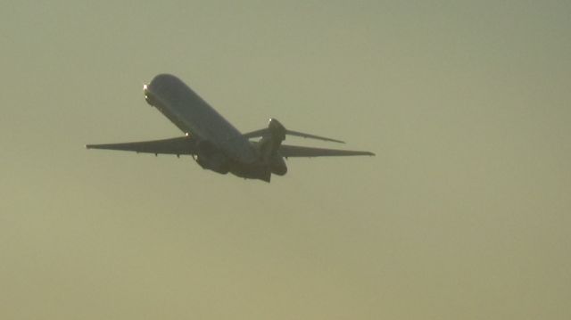 Boeing 717-200 (N951AT) - Air Tran 34 departing into the evening sun to Atlanta.  My last Air Tran I will see. 