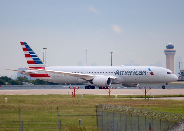 Boeing 787-9 Dreamliner (N824AN) - At DFW. 2017 Boeing 787-9 Dreamliner