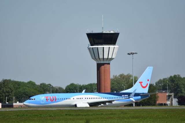 Boeing 737-800 (OO-SRO) - samedi 5 mai 2018 décollage piste 08 pour Agadir